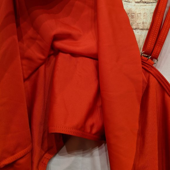 Stylish Women's Red and Black Polka Dot Bikini Set - Picture 7 of 15